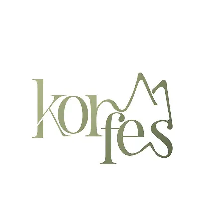 Korfes-ένας αυτόνομος όροφος πέτρινης βίλας * Karpenísion