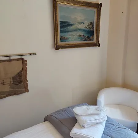Korfes-ένας αυτόνομος όροφος πέτρινης βίλας Apartmán *